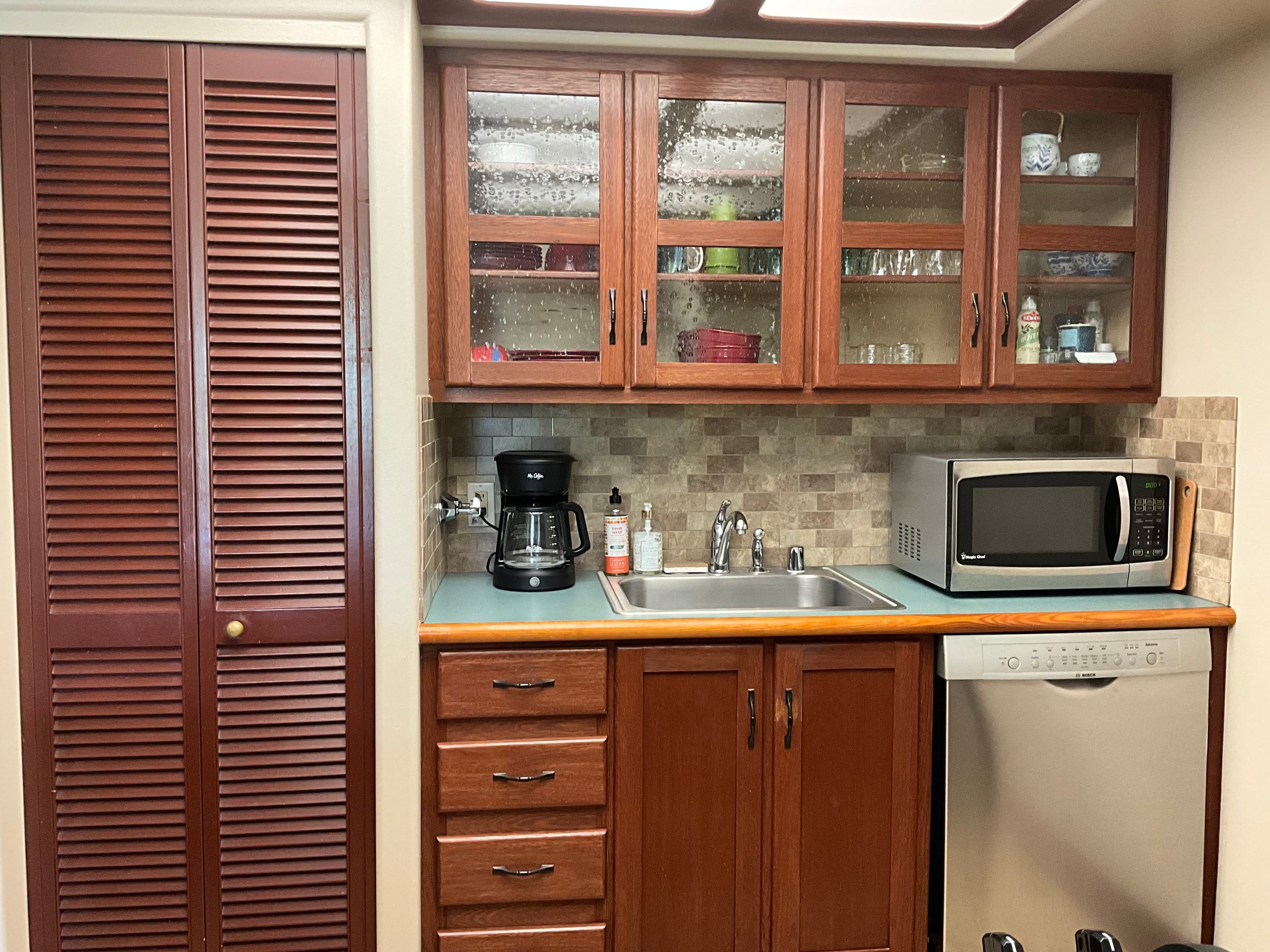 Condo in Kihei · ★4.97 · 1 bedroom · 1 bed · 1 private bath - Image 3