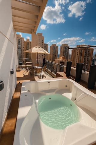 Aluga Flats managed Airbnb listing 2