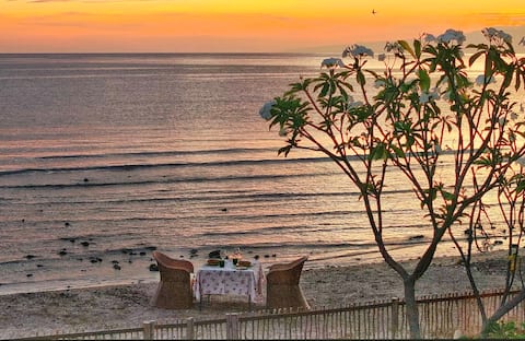 Luxury villa on the beach, pool + butler service