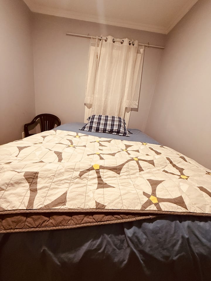 Hamilton Downtown Upstairs Room - Hamilton