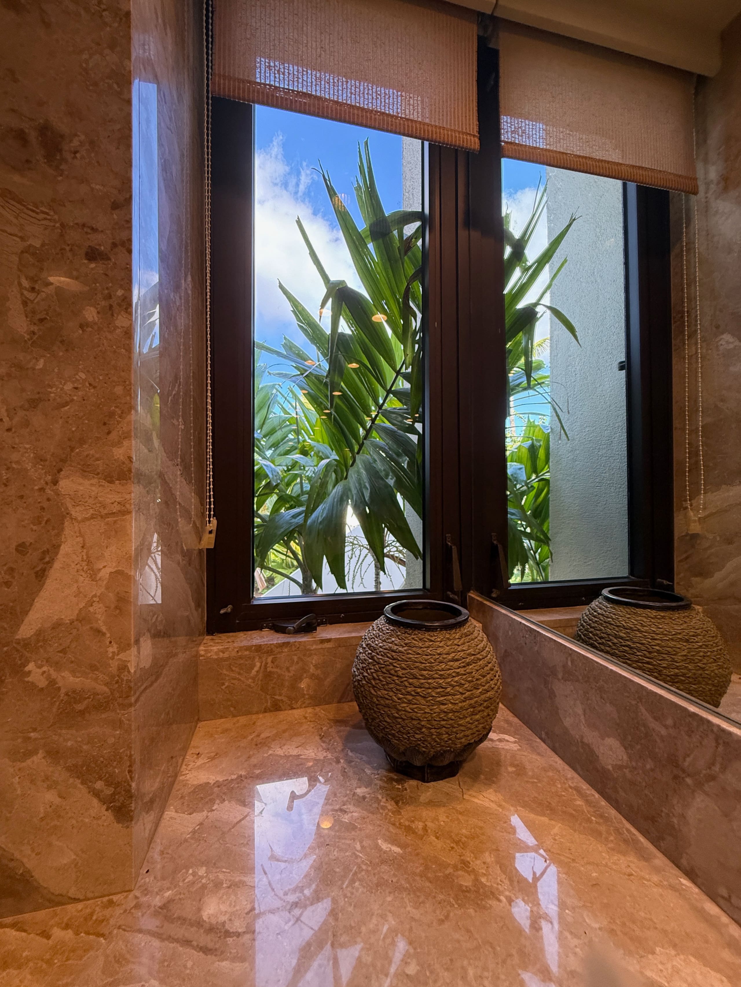 The Premier Oceanfront View at Mauna Lani Point - Image 31