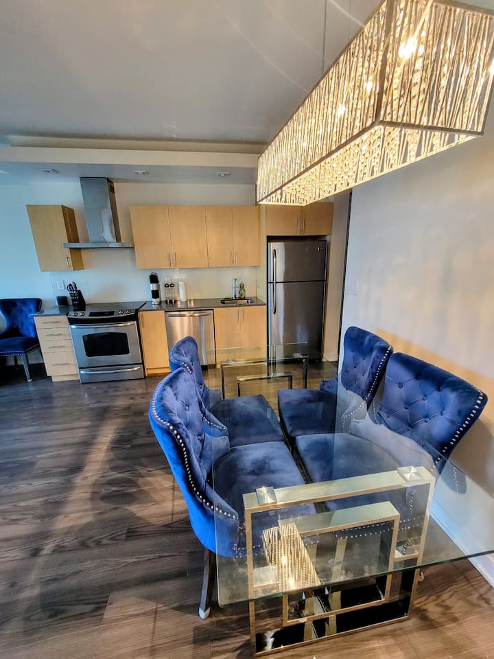 Resort Style Apartment At Humber Bay Area - Toronto