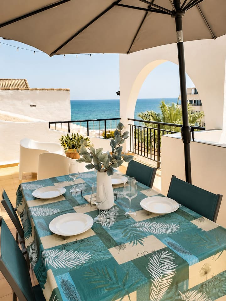Seafront Penthouse With Sunny Terrace - Playa Flamenca