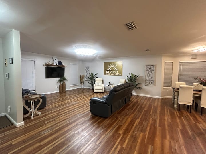 Revival Cottage - Fairhope, AL