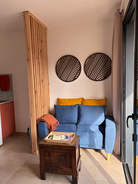 Top Airbnb: Cozy studio with outdoor area – ideal for a couple. à Lège Cap Ferret