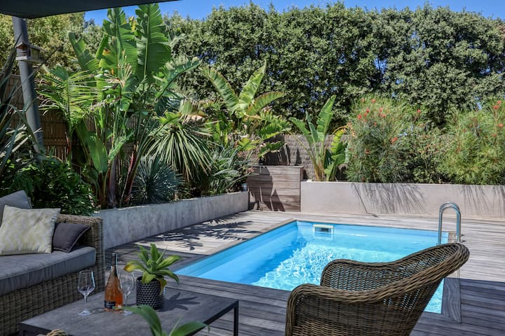Guest favorite listing in Six Fours Les Plages