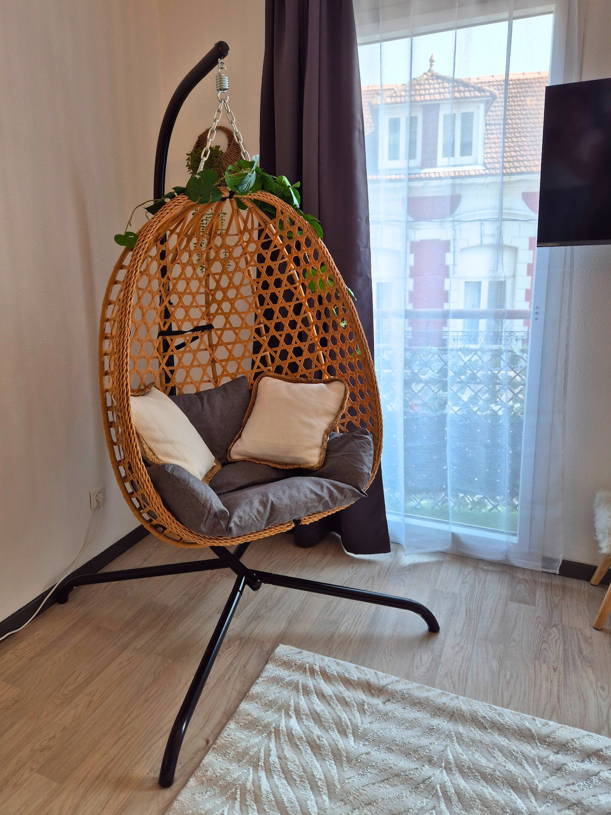 Propriété Airbnb réussie: [Le Pèlerin] – A/C – VIEW – TRAIN STATION à Lourdes