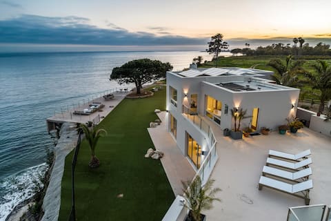 Santa Barbara Oceanfront Luxury + Beach Access