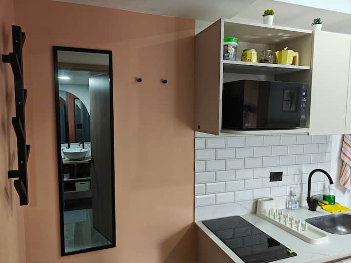 Stylish Loft · Balcony & City Views · Laureles - Medellín