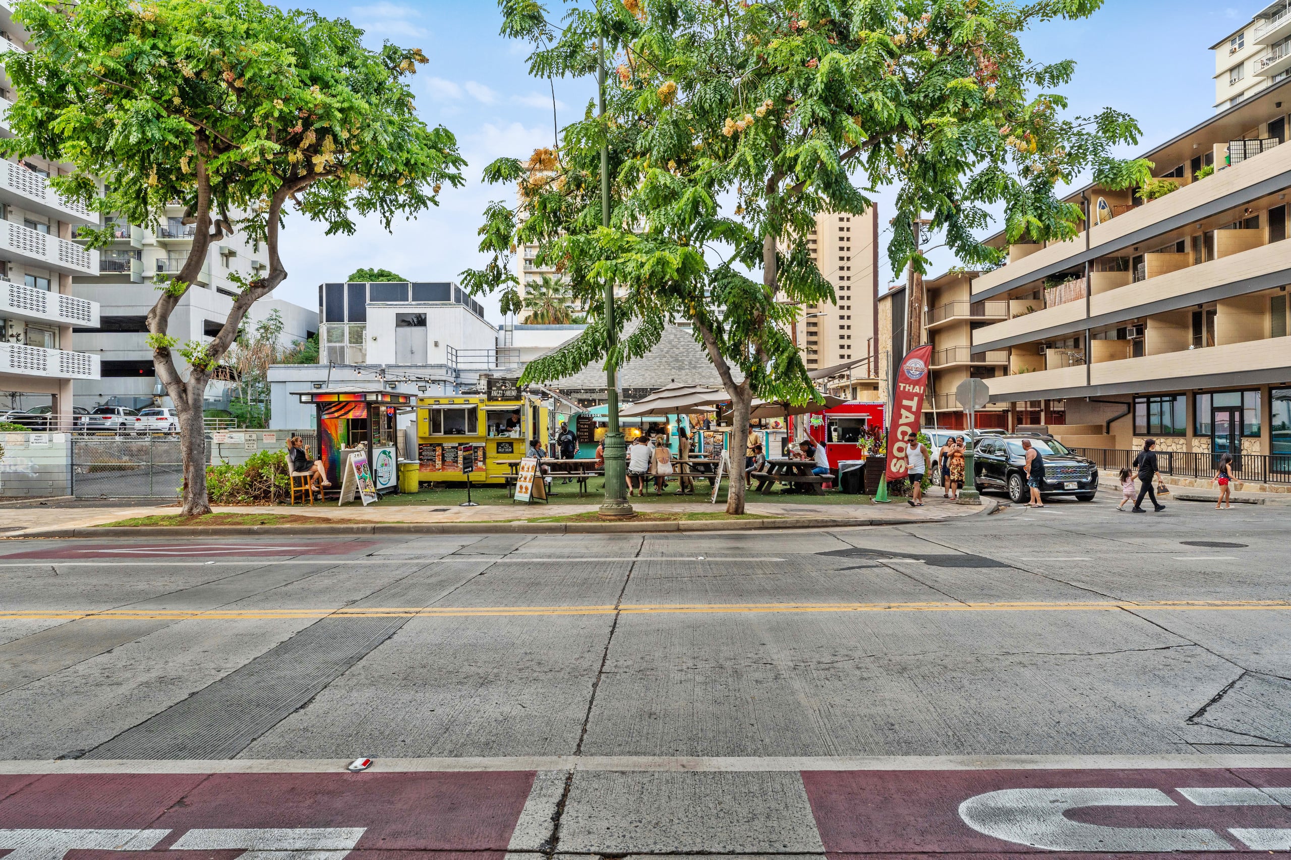 Waikiki Chic Getaway | Steps to Beach - Image 6