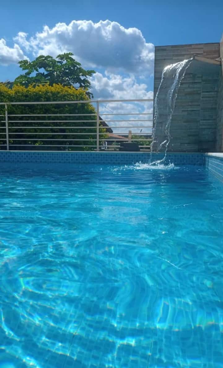 Chácara Com Vista Tranquila Para Bons Momentos. - São Roque