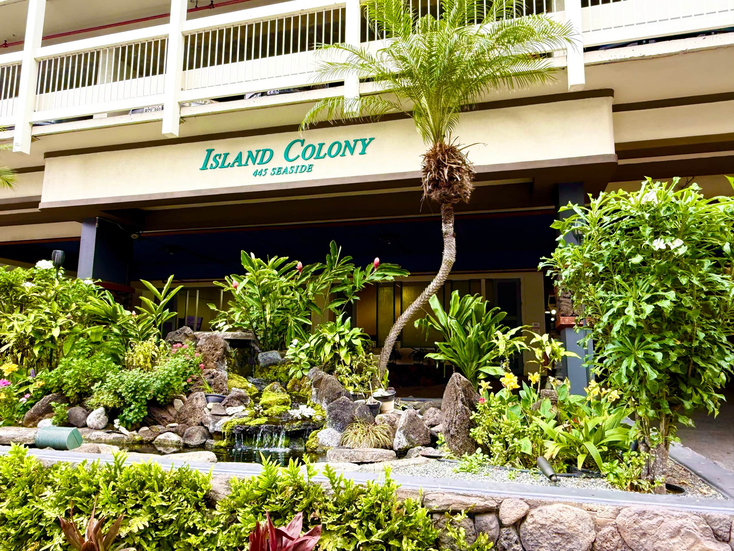 Condo in Honolulu · ★4.97 · Studio · 1 bed · 1 private bath - Image 17