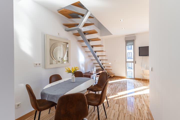 Q Duplex 5* De 2 Hab. En Sol- Mayor Opción Garaje - Madrid