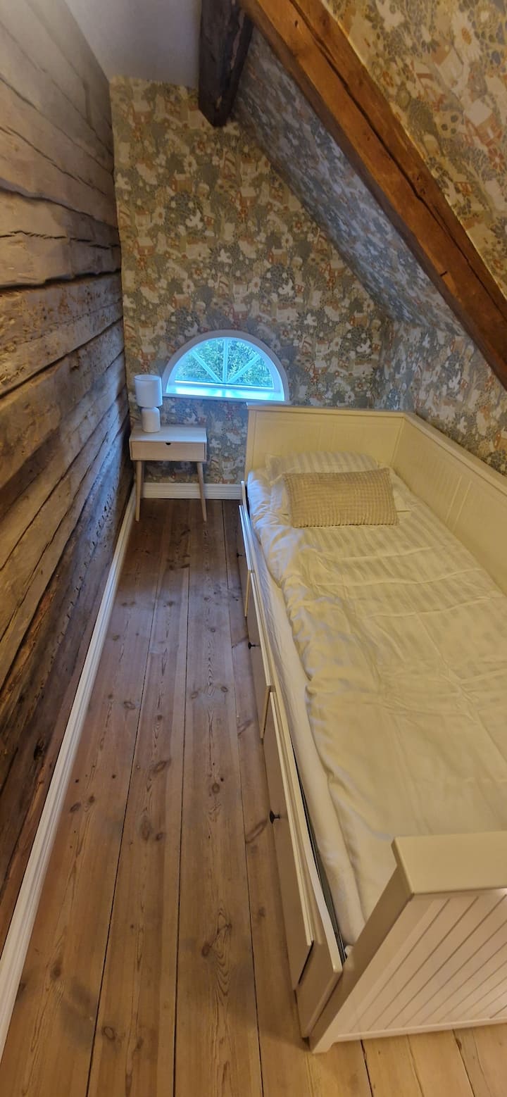 Спалня 3
