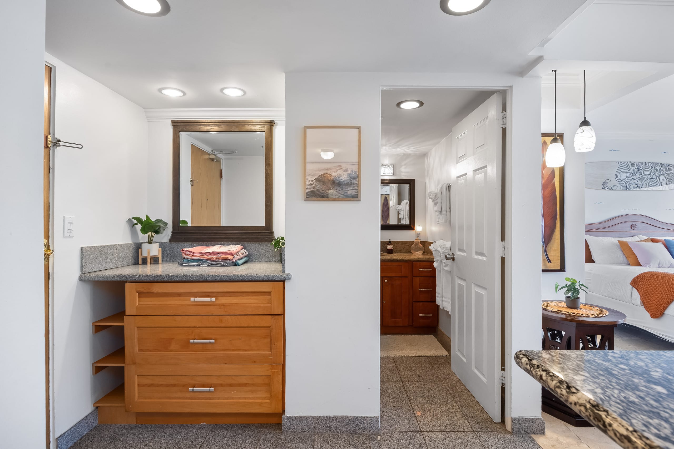 Condo in Honolulu · ★4.86 · Studio · 3 beds · 1 bath - Image 41