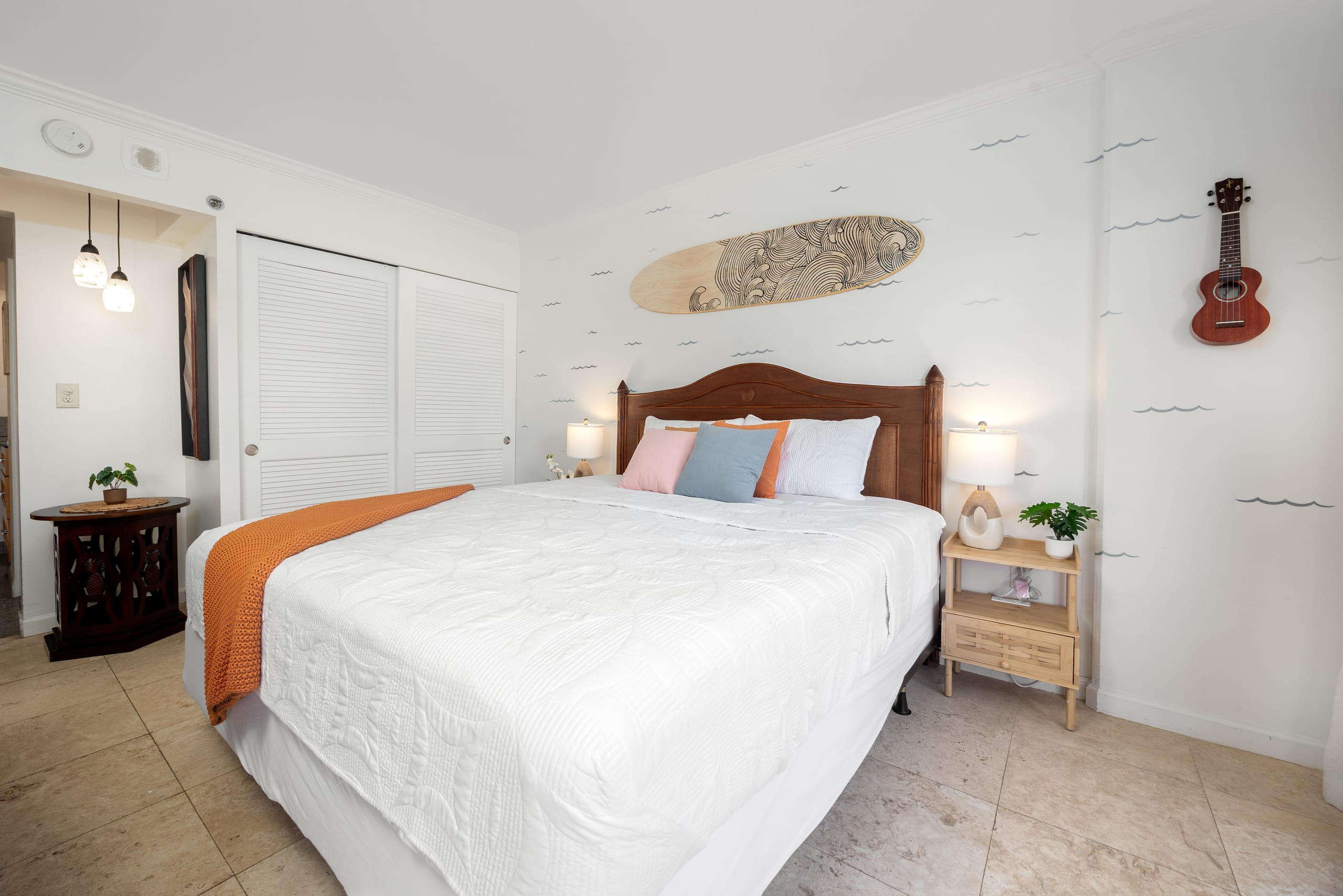 Condo in Honolulu · ★4.86 · Studio · 3 beds · 1 bath - Image 20