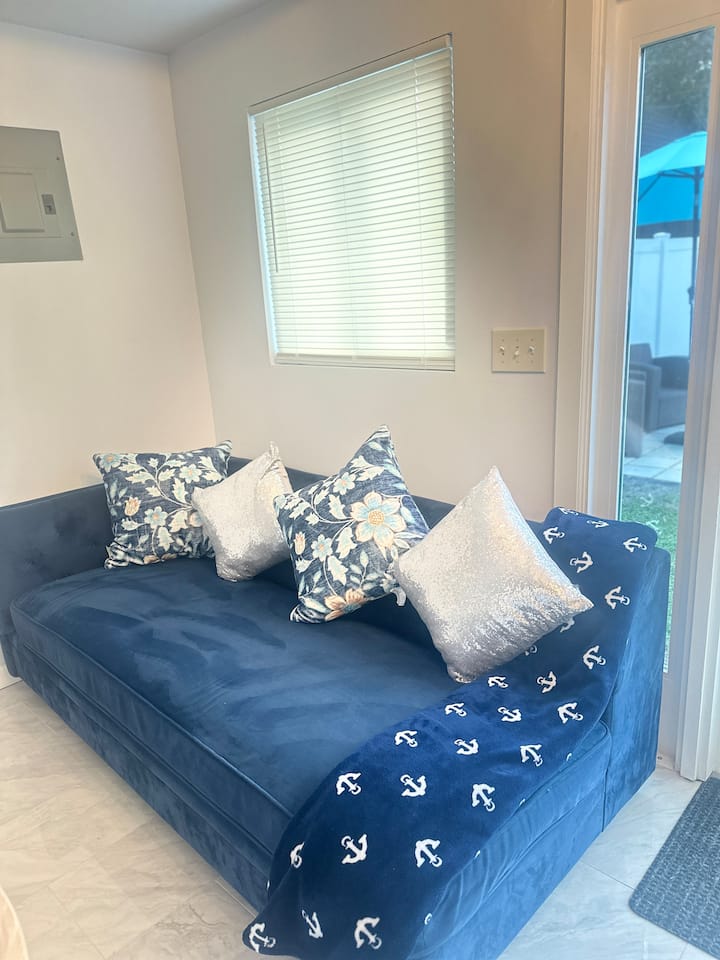 Cozy 1br Guest Suit In Backyard-quiet&modern - Temple Terrace, FL