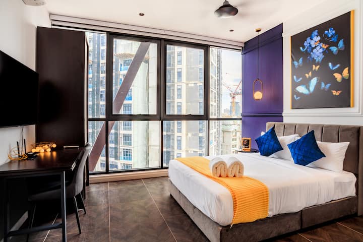 Suites Scarletz Ruby près de TwinTower par North