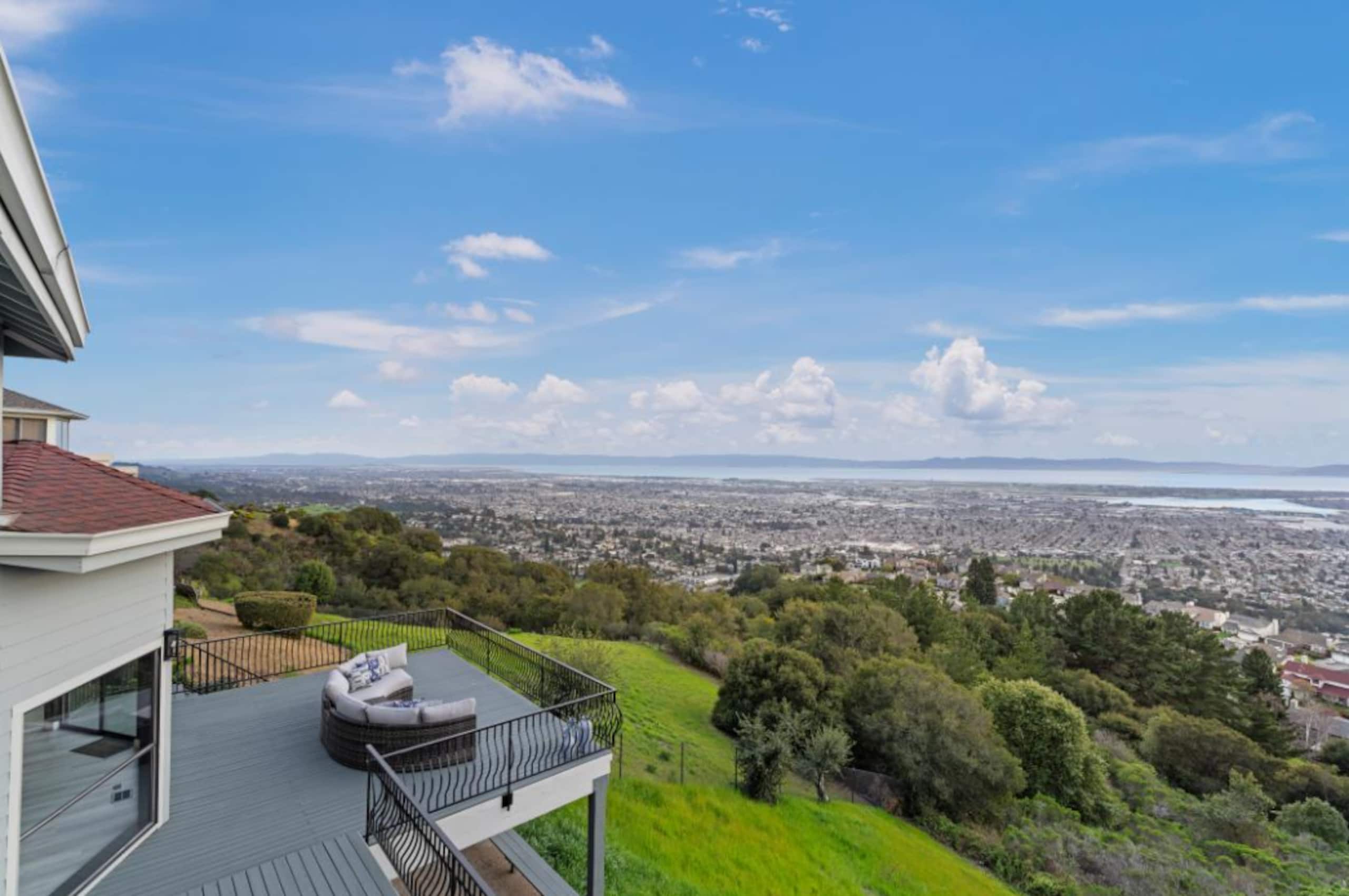 Golden Horizon Estate SF Bay Views & Bridge - Photo 50