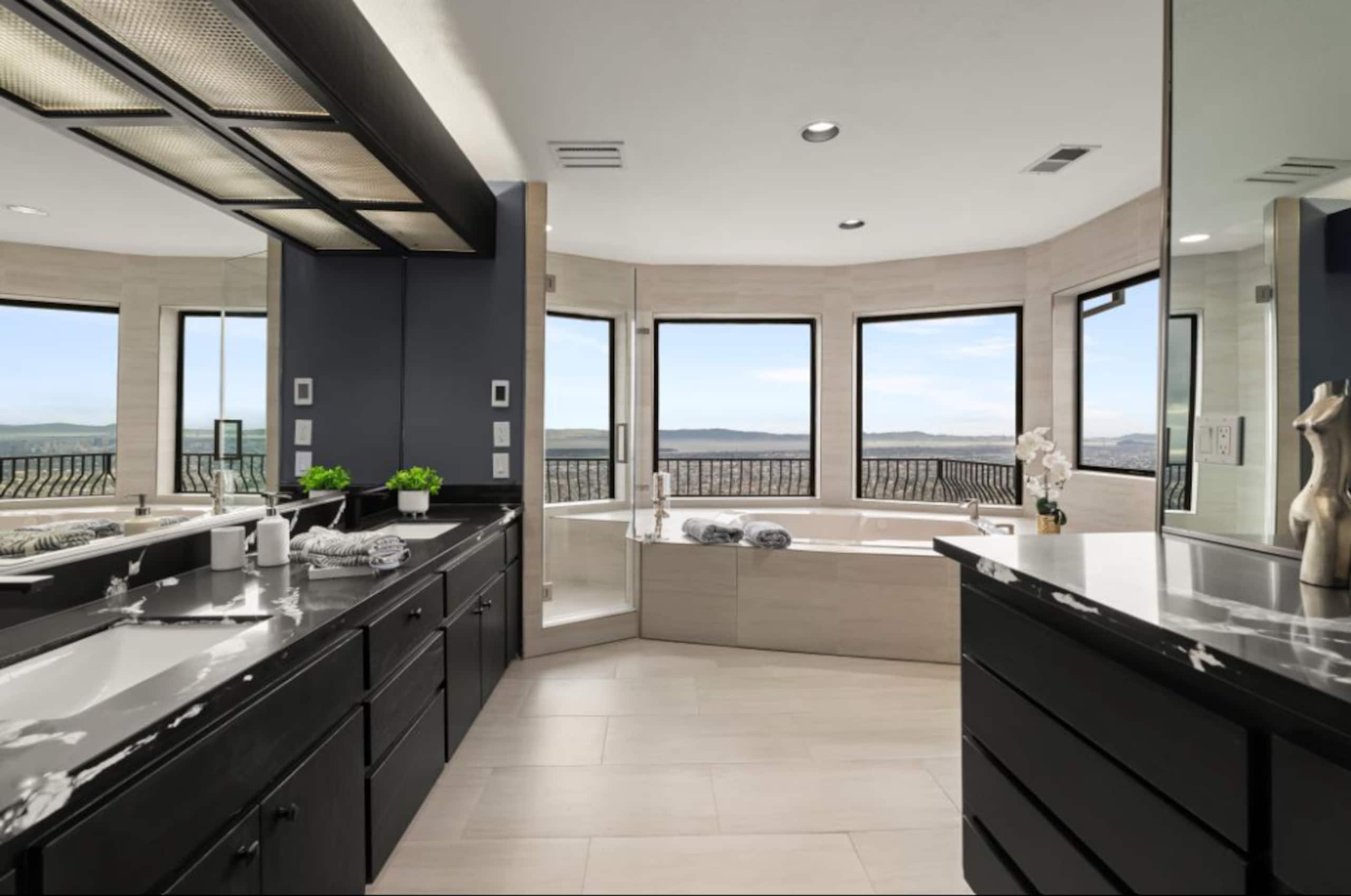 Golden Horizon Estate SF Bay Views & Bridge - Photo 33
