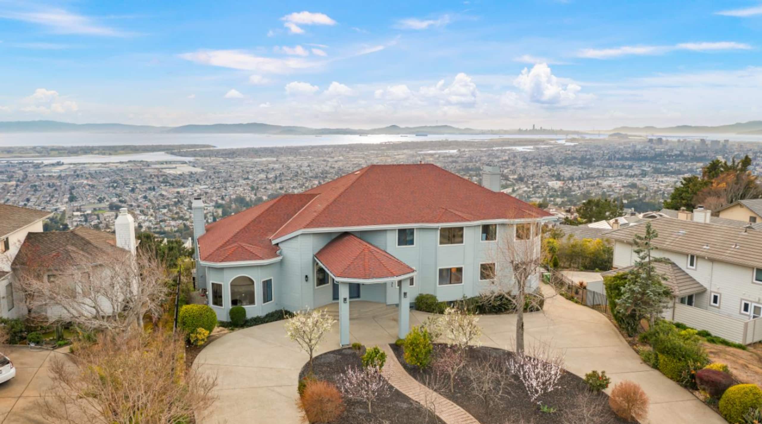 Golden Horizon Estate SF Bay Views & Bridge - Photo 63