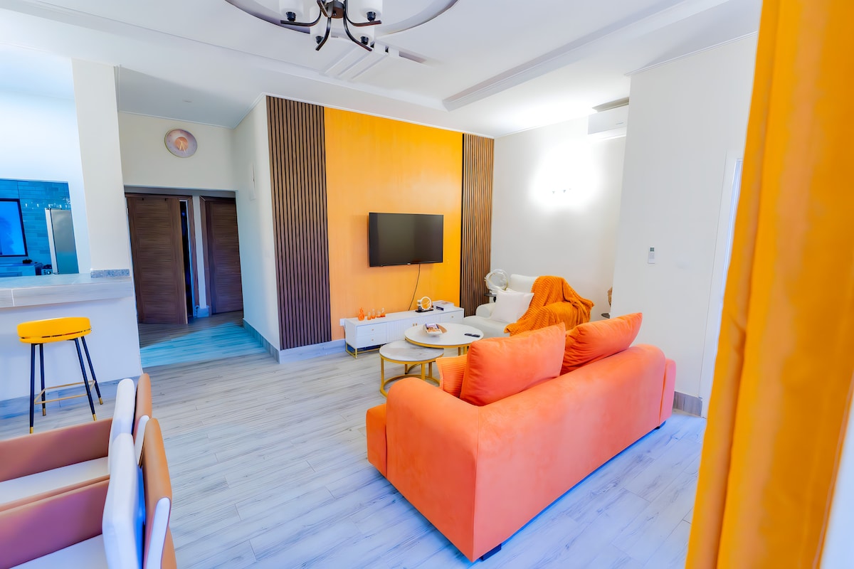 Living room image 6