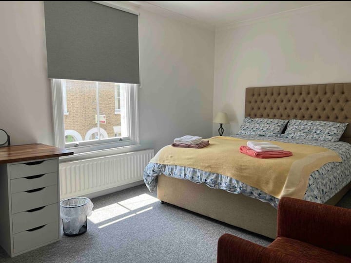 200m To Botanical Garden 3 Bedroom Victoria House - Cambridge