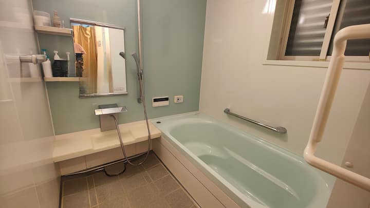 普通の家庭のお風呂です。