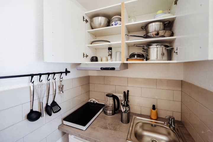 Charmante Wohnung, Nahe S-bahn - Salt Apartments - Halle (Saale)