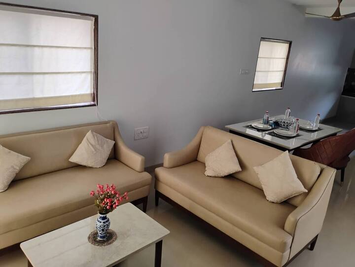 Living room image 4