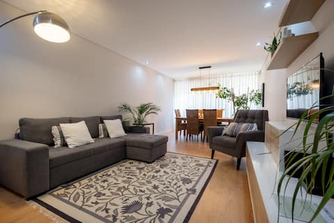 Top performing Airbnb: Waves Vila do Conde in Vila Do Conde