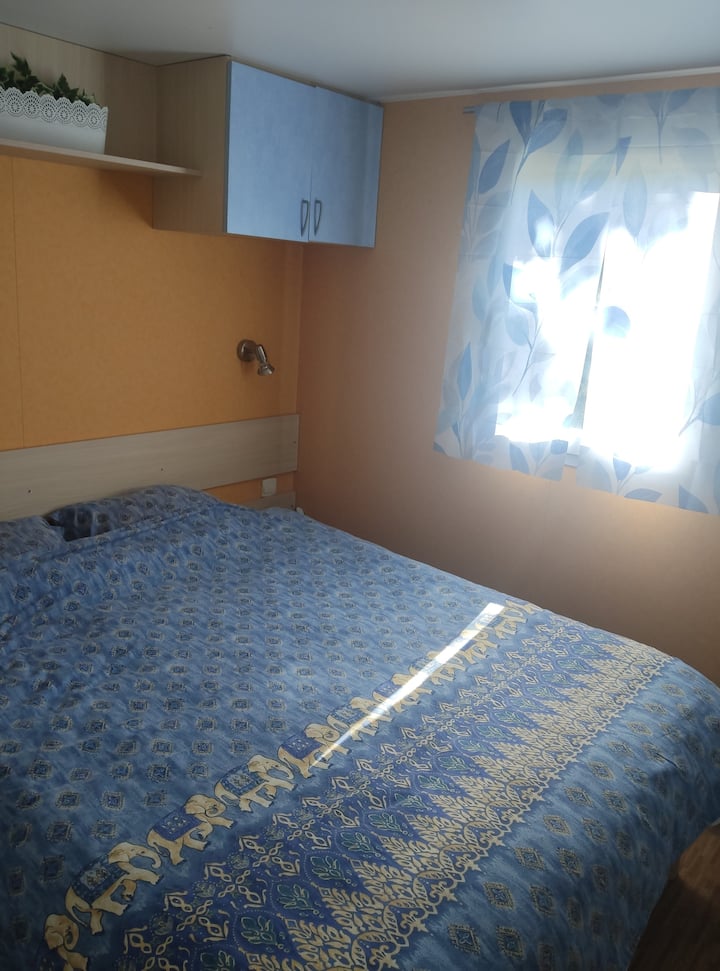 Dhomë gjumi 1