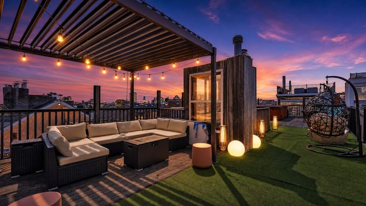 Grand Queen Village Retreat In Philly | Sleeps 16 - Philadelphia, PA