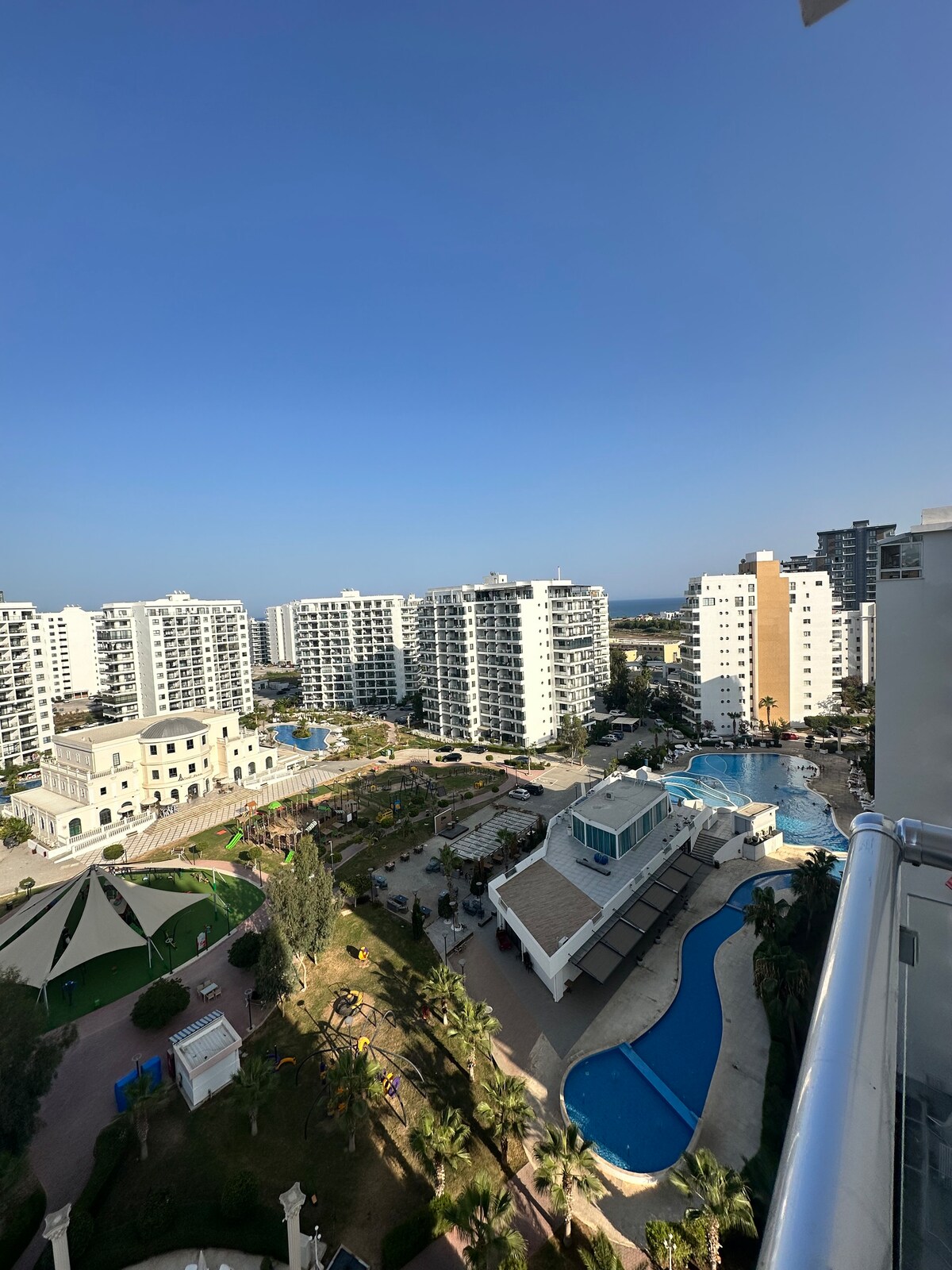Caesar Resort & Spa - Airbnb
