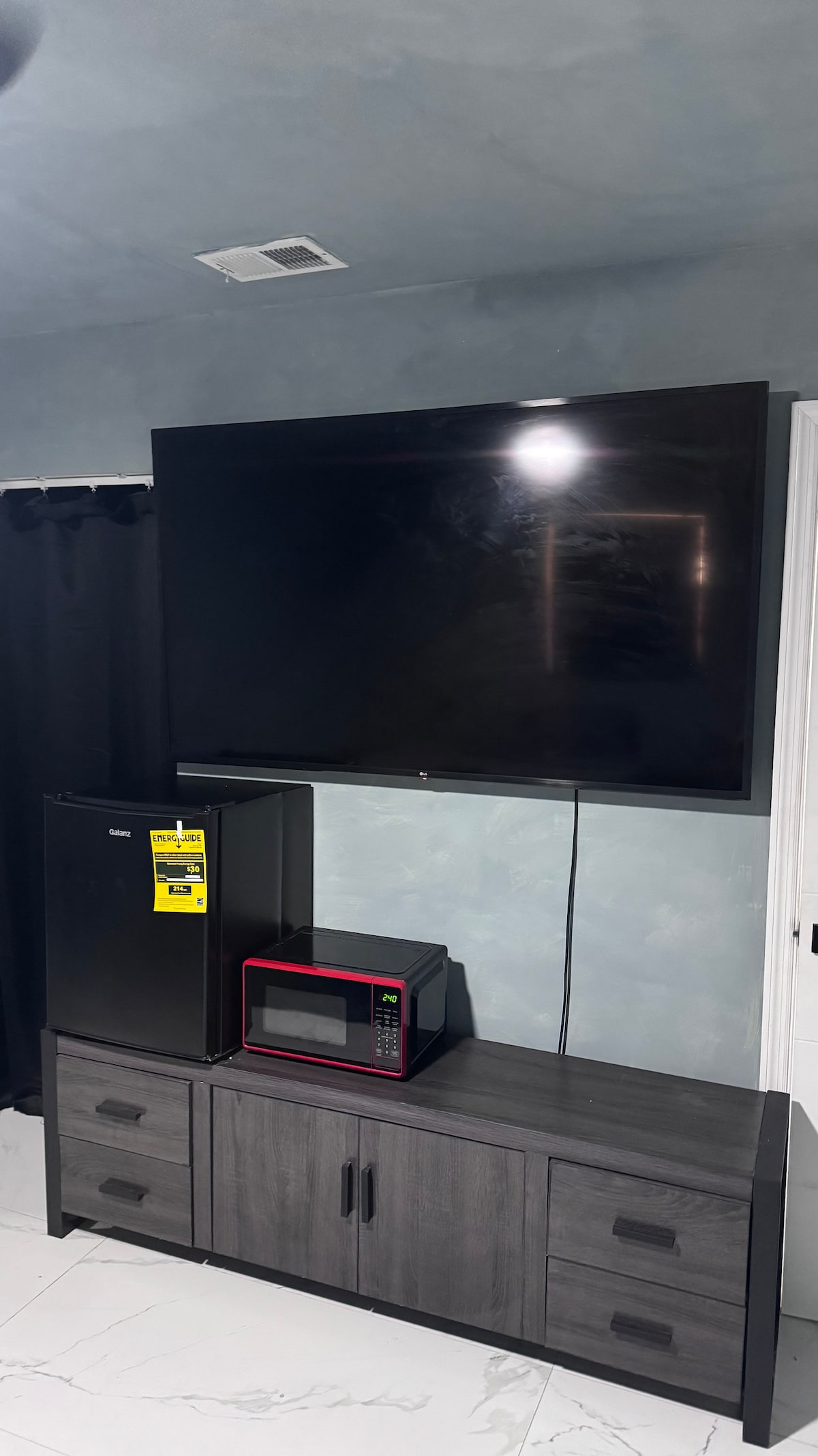 Top performing Airbnb: Private Studio in Dania Beach in Dania Beach