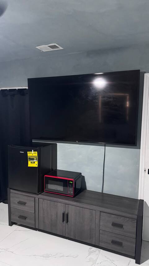 Top performing Airbnb: Private Studio in Dania Beach in Dania Beach