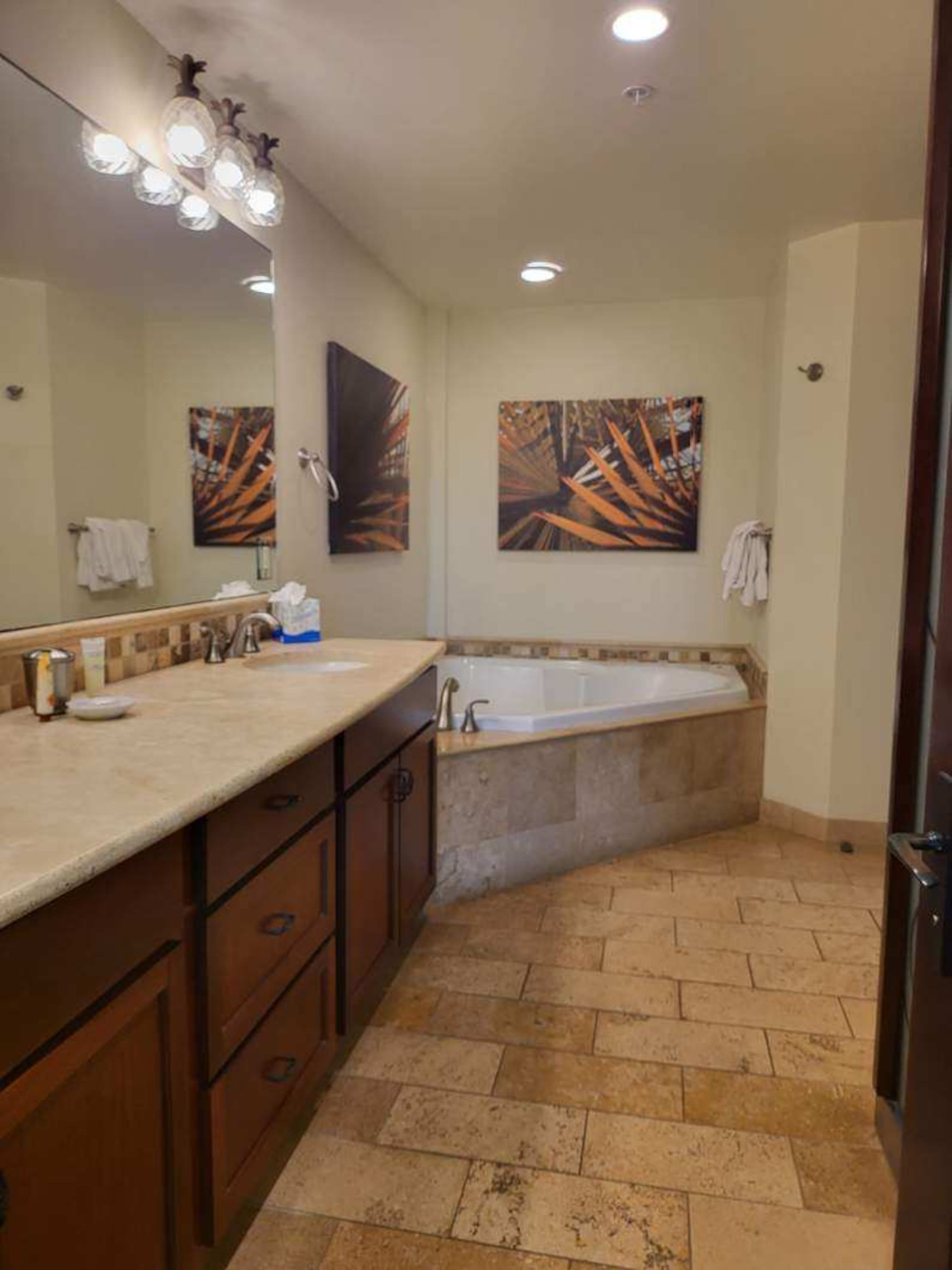 Condo in Kapaa · ★5.0 · 1 bedroom · 2 beds · 2 baths - Photo 11