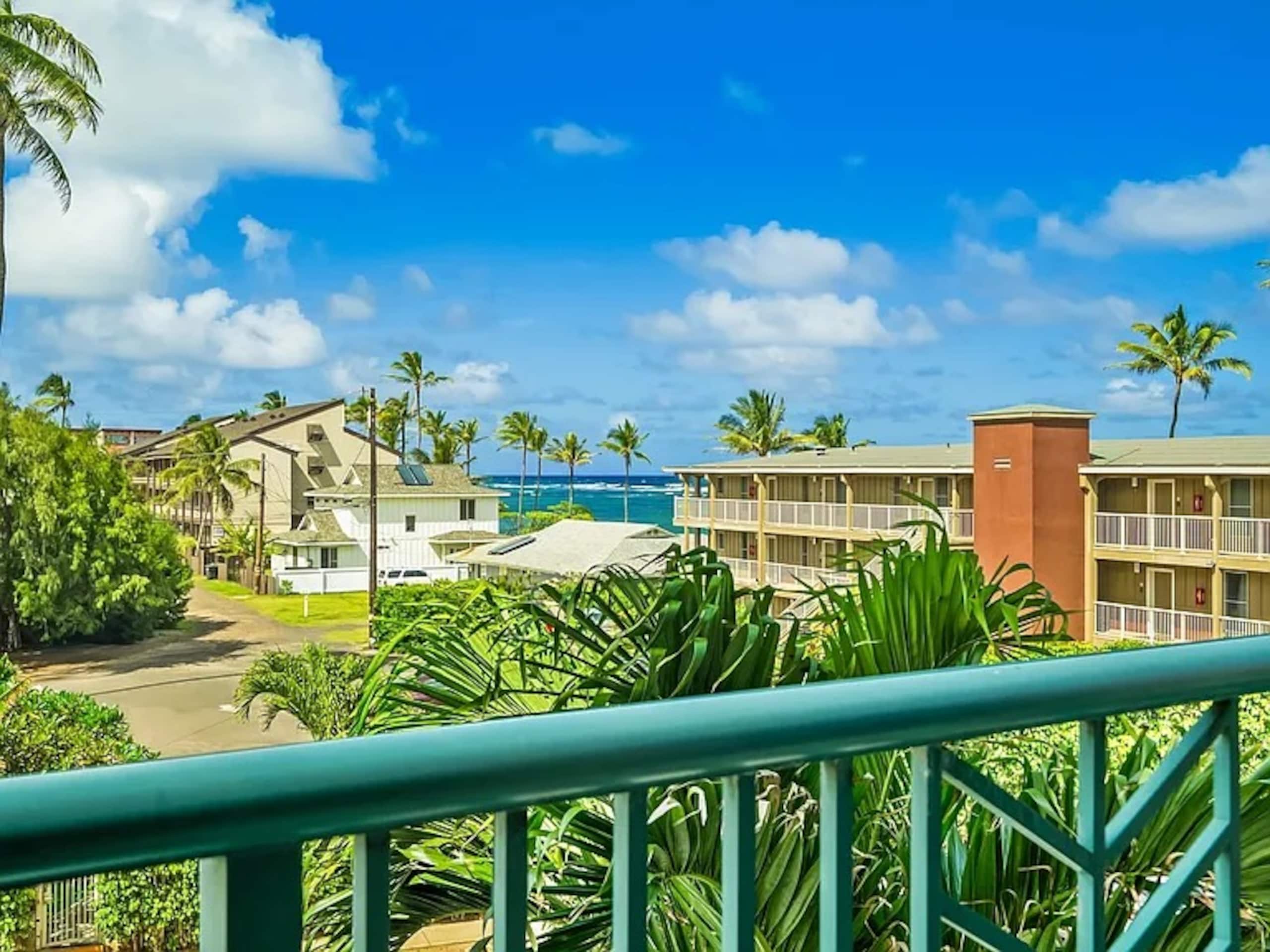 Condo in Kapaa · ★5.0 · 1 bedroom · 2 beds · 2 baths - Photo 16