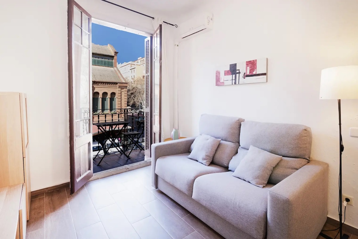 Successful Airbnb property: Apartment in Sarrià for 8 people in Sant Gervasi Galvany
