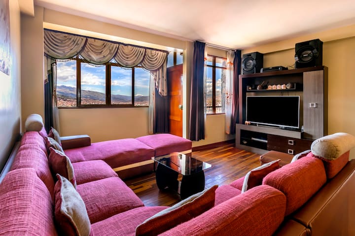 Inti Qhawa · Views Of The Andes · Historic Center - Perú
