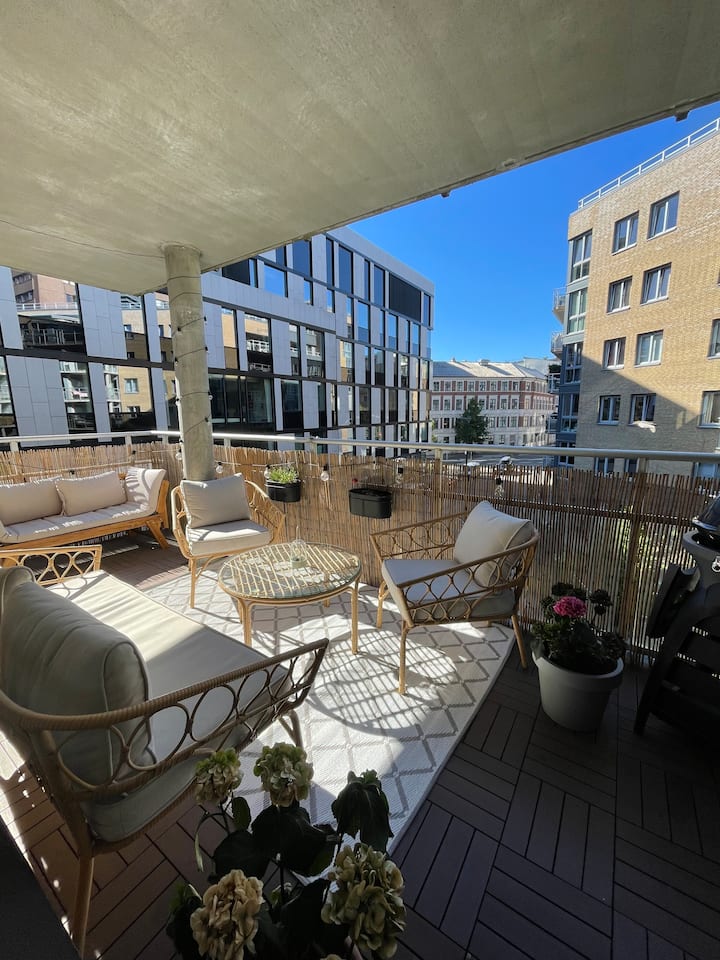 Leilighet Med Balkong Og Heis Sentralt I Oslo - Oslo
