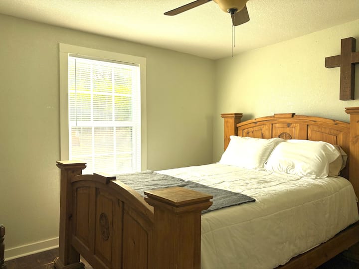 საძინებელი 2