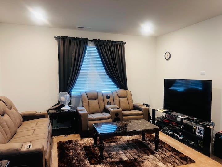 2 Rooms In A New Neighborhood - Avon, IN
