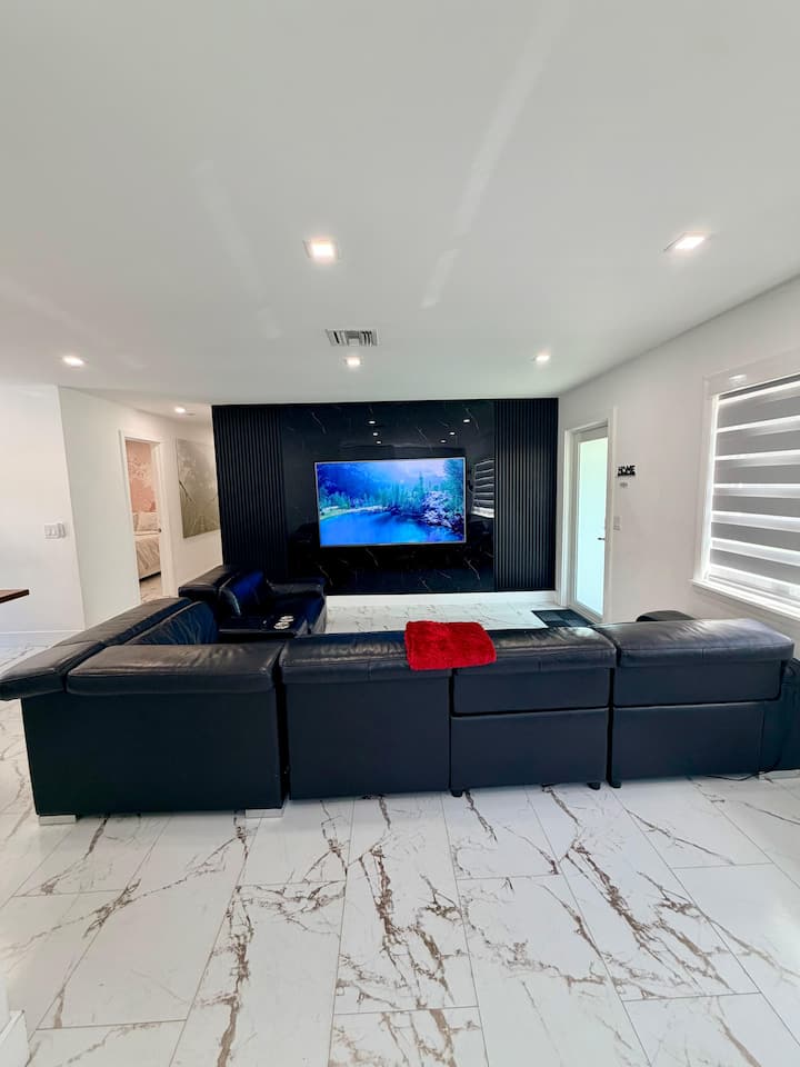 The Palm Way House! - Boynton Beach, FL