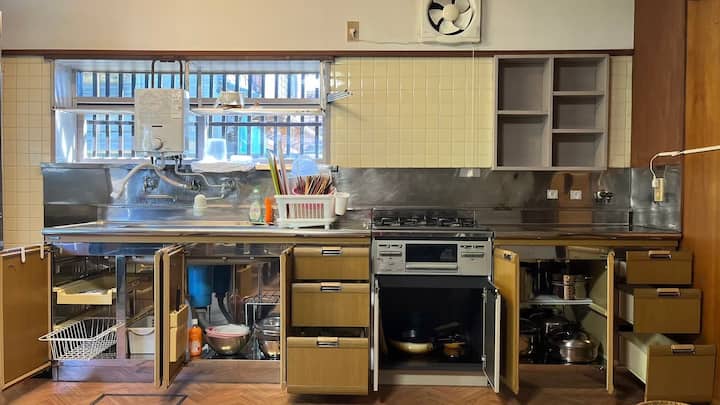 ゲストハウス かなで Guest House Kanade【room C】約23㎡（14畳） - Niigata