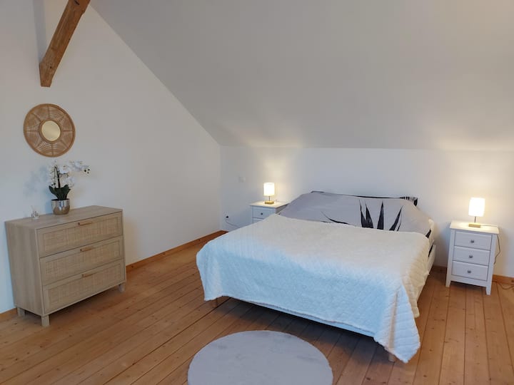 izba louisy
Posteľ 160