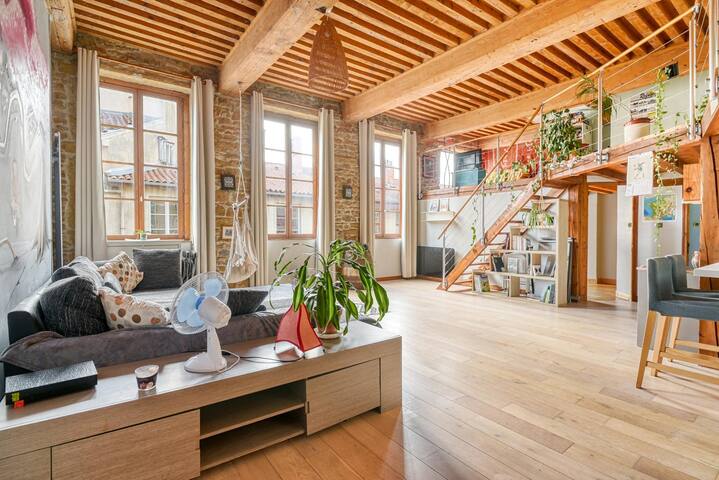 Conciergerie Des Canuts managed Airbnb listing 2