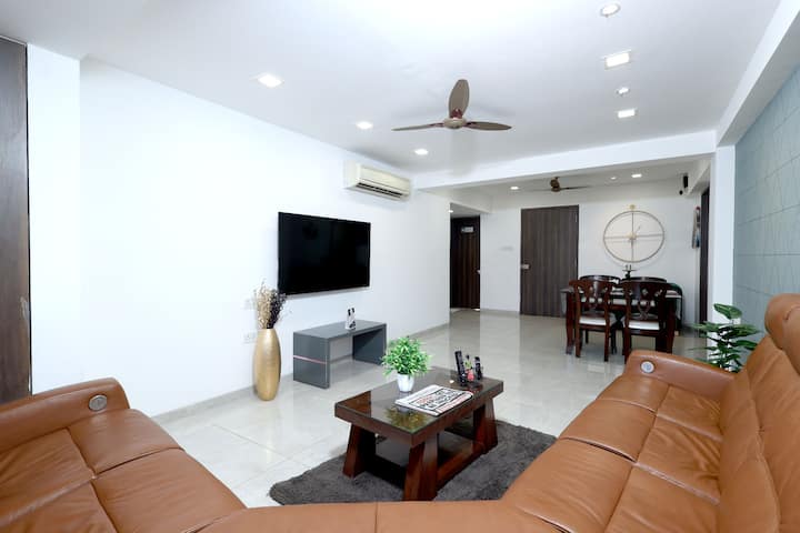 Corporate Getaway 4 Bhk Chef & Convenient Location - Mumbai