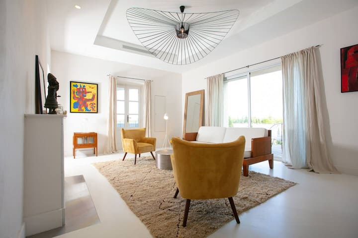 Maison De Charme Au Cœur De Villeneuve-lès-avignon - Villeneuve-lès-Avignon