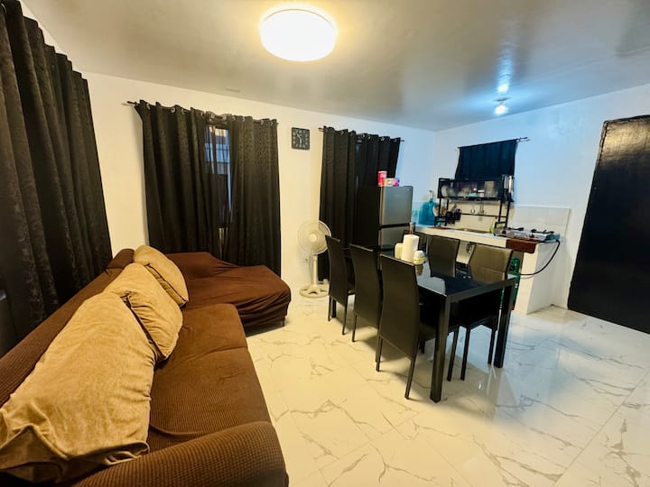 Entire Home, 1 Br~1 Bath~full Kitchen W Dining - San Pablo City